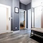 Apartamentysnu, Jagiellonski Premium, Centrum アパート *