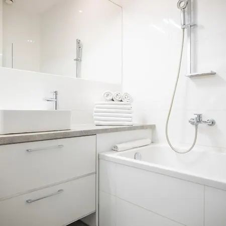 Apartamentysnu, Jagiellonski Premium, Centrum アパート ラドム
